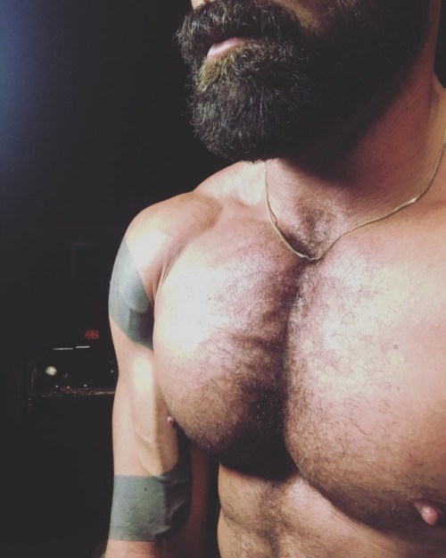 captainselcouth:  Hot Nipples