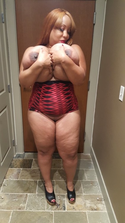 Porn bigpapitaz:  RedBone Fetish photos