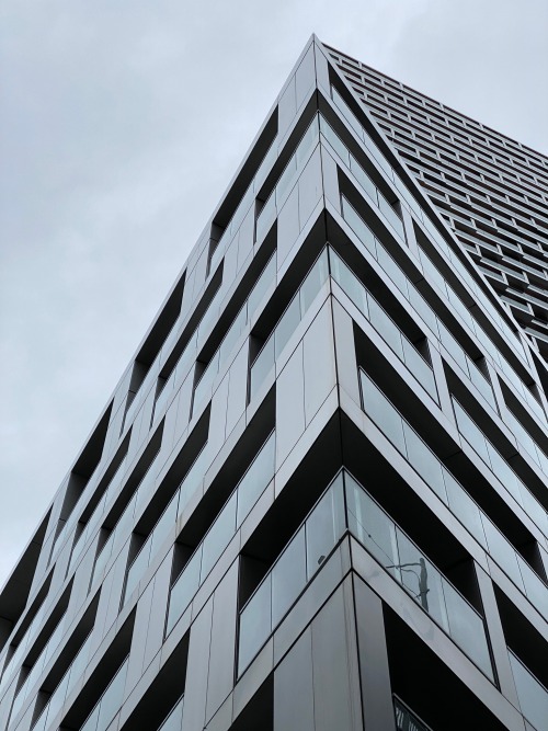 thefuture-tomorrow:colink-photos:Vancouver HouseVancouver House in Vancouver, B.C.