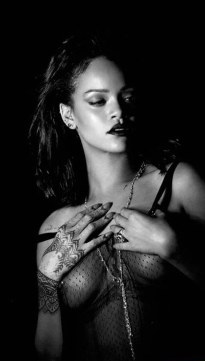 celebspleasurepics:Rhianna porn pictures