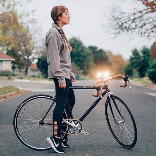 fixiegirls: Repost: @wabicycles:Our friend @mrndapnda on her Wabi Lightning SE in #Austin. Photo by: