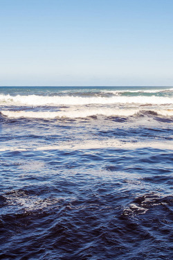 plasmatics-life:  Ocean Waves ~ By Toon Robeyns