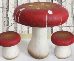 Epicthingstobuy:  Toadstool Table And Stool Setcreate A Surreal Environment In Your