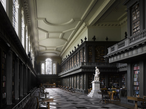 thelastenchantments:Morning light in the library of All Souls’ College, Oxford.