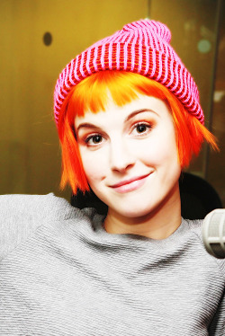 PARAMORE MORE KRISTEN