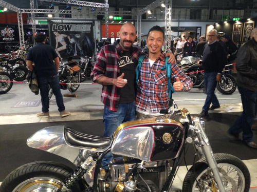 nakajima46works:  2014/11/3〜、イタリア・ミラノで開催された世界最大のモーターサイクルショー”EICMA”に行ってきました。BMW adult photos