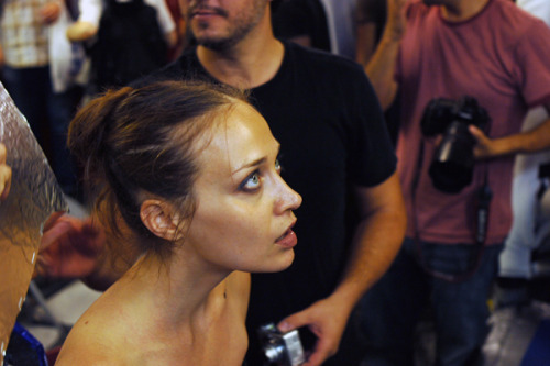 fionaapplerocks:When Fiona Apple went to watch boyfriend Jonathan Ames in a boxing match.