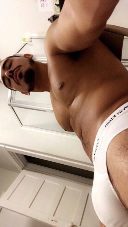 marioollu:  Refugio! A hot latino with a thick hairy body, an uncut dick, and some big low hangers!