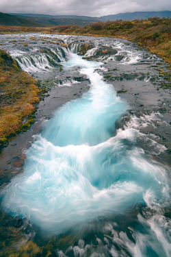 ata-raxie:Brúarfoss, Iceland (by greenzowie)