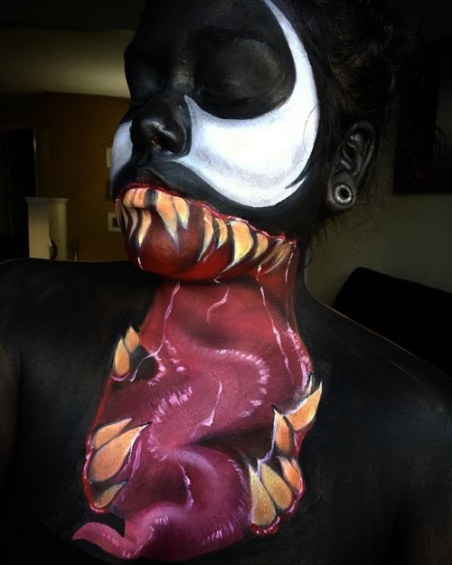 WE…are Venom. #wearevenom #venom #bodypaint #sfxmakeup #bodyart #mehron (at Orlando, Florida)