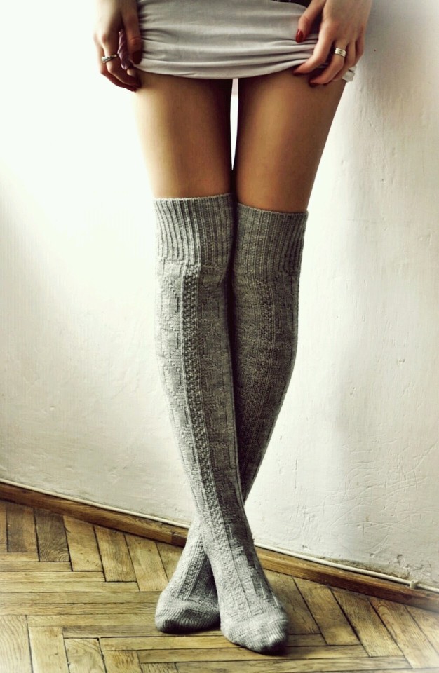 Skirt Fashion Mini Skirt With Knee High Wool Socks