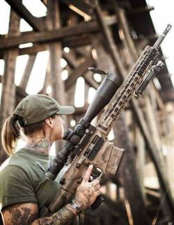 tacticalsquad:    Photo credit: Kinessa Johnson