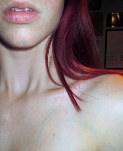 zombiesloverocknroll:  have a photo of my red hair and dry lips 