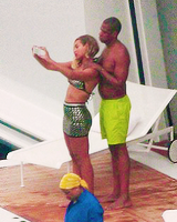 bodyrock:  Bey, Jay and Blue in Italy (September 5th 2013)