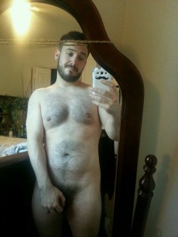 fuzzycubby:  Why hello there followers :) naked sunday gpoy  DAMN