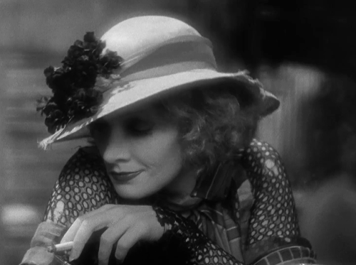 sesiondemadrugada: Blonde Venus (Josef von Sternberg, 1932).