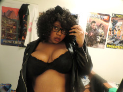 lexluna24:  afatblackfairy:   Don’t give your love to sexy Ida‘Cause she’s the sister of a black widow spider~ (Thought i was playing’ huh? I look so damn good in these pics plus and plus i was having so much fun. How can these negative anon