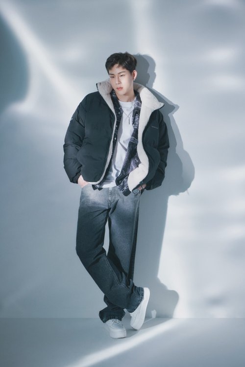 @OfficialMonstaX: #몬스타엑스 #주헌#스파오 모델 발탁@SpaoKr#MONSTAX #MONSTA_X#JOOHONEY#SPAO #광고#MONSTAX #JOOHEON#S