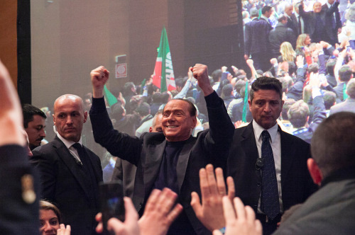 viceitaly:Forza HoganDicevano che alla convention dei giovani di Forza Italia avremmo trovato la fut