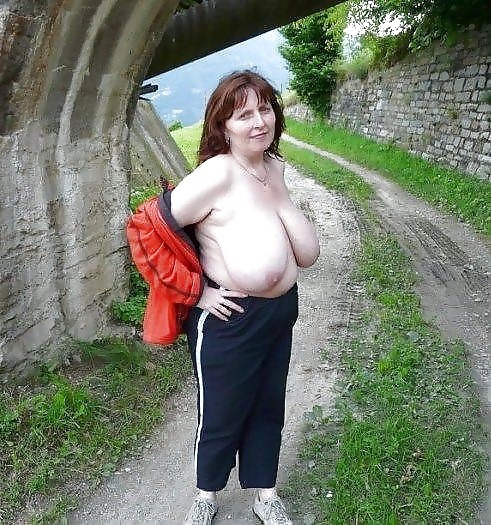BNBDb - Big Natural Breasts Database