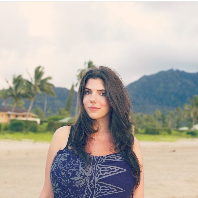 funbaggery:  Sarong filled. Emily Barry