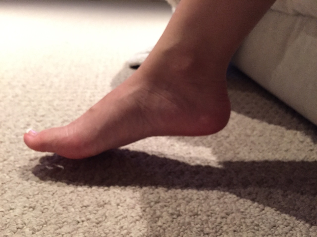 buntoes:  have a great weekend everyone! 🎉 …say bye bye to mah french tips!