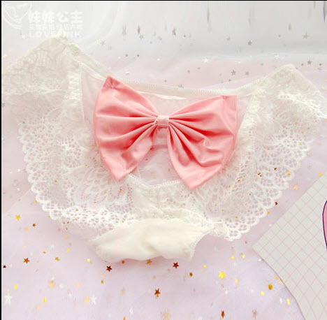 young&mdash;heart:  Must have in closet http://youngheart.storenvy.com/products/22843440-pink-bow-lace-panty-pack-of-2