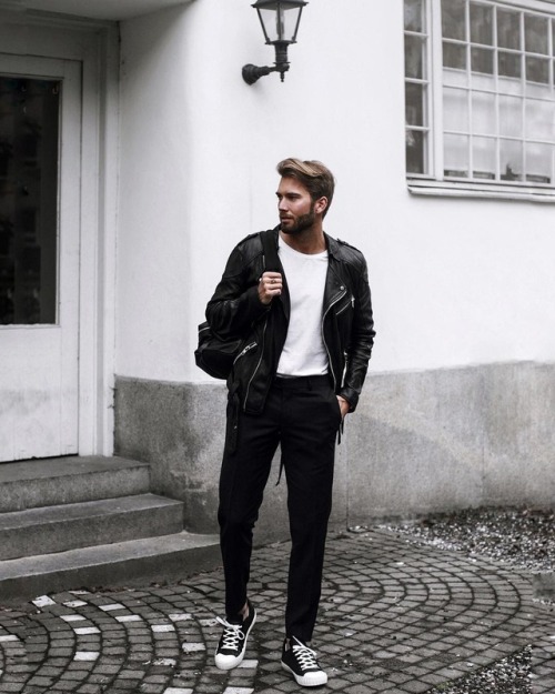 menstyle1: Style by Erik Forsgren   (adsbygoogle = window.adsbygoogle || []).push({});