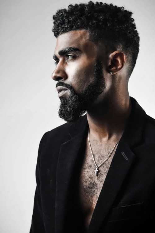 iamhannalashay:zrunkinlove:thebookskeeper:zrunkinlove:Male Models of Color Can someone please provid