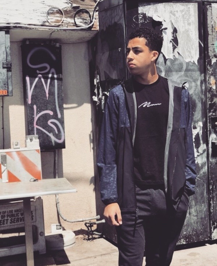 msfreak96:  lickbeforeyoustick:  Black-ish actor Marcus Scribner (18) is so cute   He stay pokin 😍😍😍