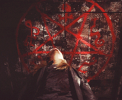 morlanovak:  spn meme: three colours (1/3) ↳ Red 