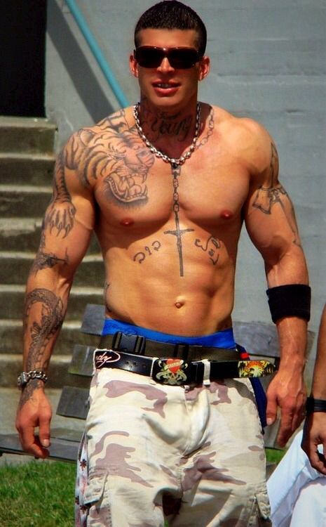 teenagealpha:  MASCULINITY  View more @ TeenageAlpha   