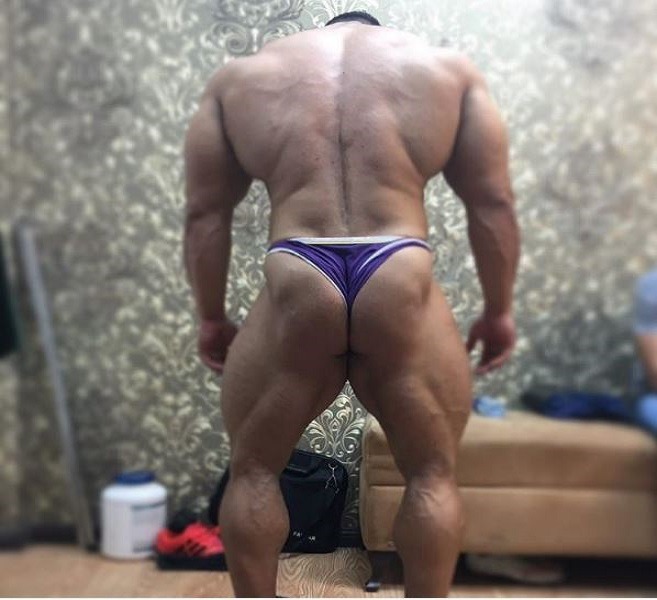 needsize:  Ham &amp; Glute motivation!  Damn, ID?