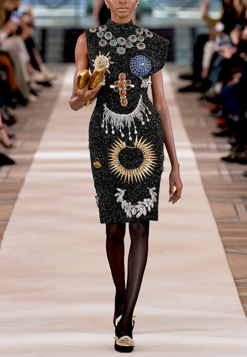 Favourite Designs: Schiaparelli Spring 2022 Haute Couture Collection