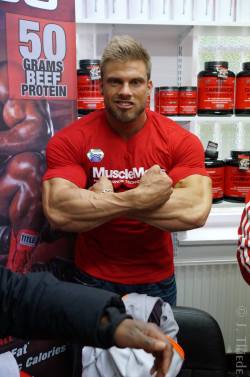 muscle-addicted:  Michael Kocikowski Visit his fanpage!:—-&gt; Michael Kocikowski - FanPage