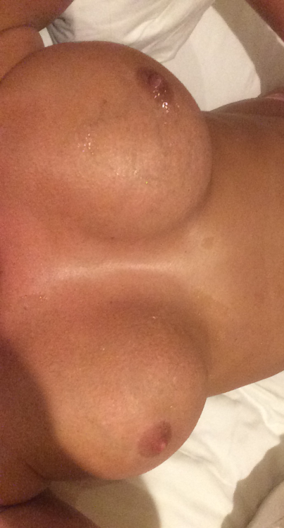 bbg2013:  Mmmmmm Just a little cum on my tits…..