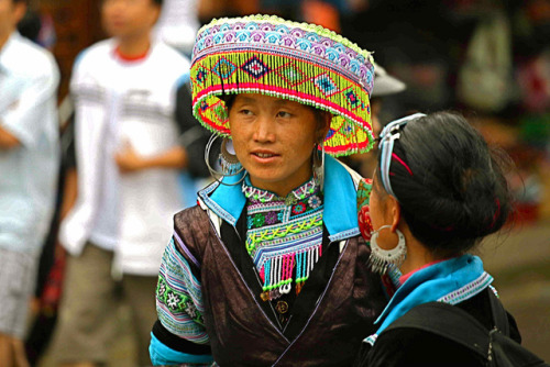 The Black H’Mong people of VietnamThe Black H’mong women are famous for making cloth from hemp and d