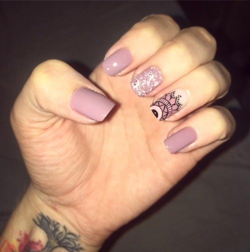 Manicure of the day - Page 10 Tumblr_ouf6dffvPF1un0jqgo1_500