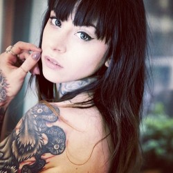 vorpalsuicide:  Oh the love of my life @zombiegogo 😍 Perfect new set…. As always 