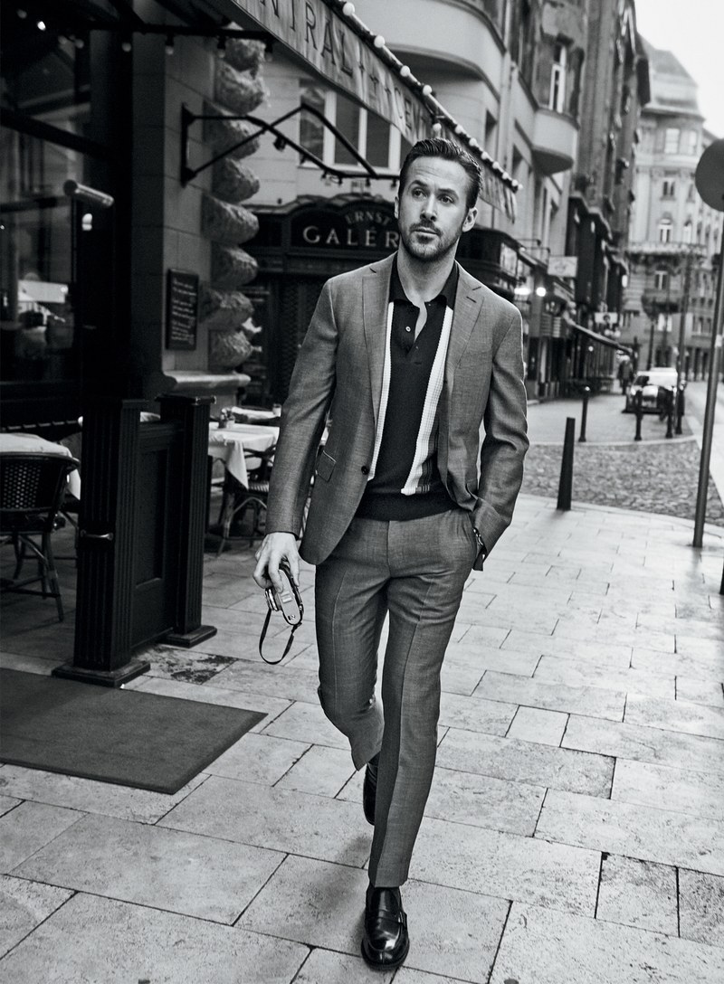 Ryan Gosling miközben Budapesten forgatott a GQ Magazin csinált róla egykét képet