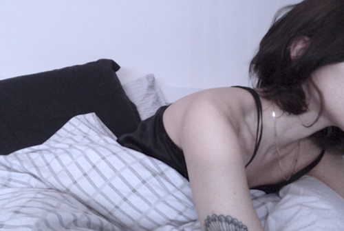 bodyelectricm:  Pale Bitch ♡
