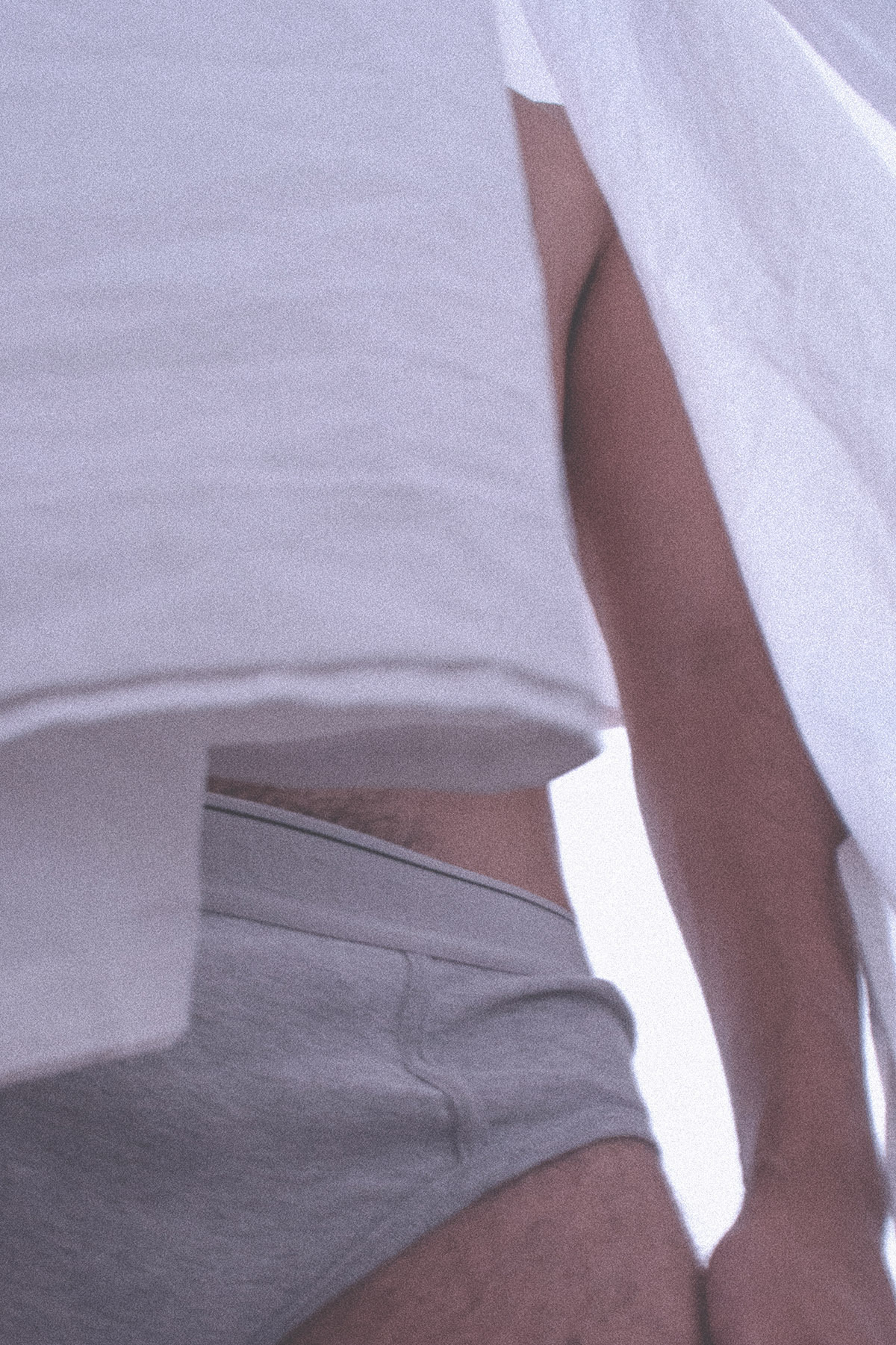 summerdiaryproject:    EXCLUSIVE     DIEGO EN CASA    DIEGO PHOTOGRAPHED AT HOME
