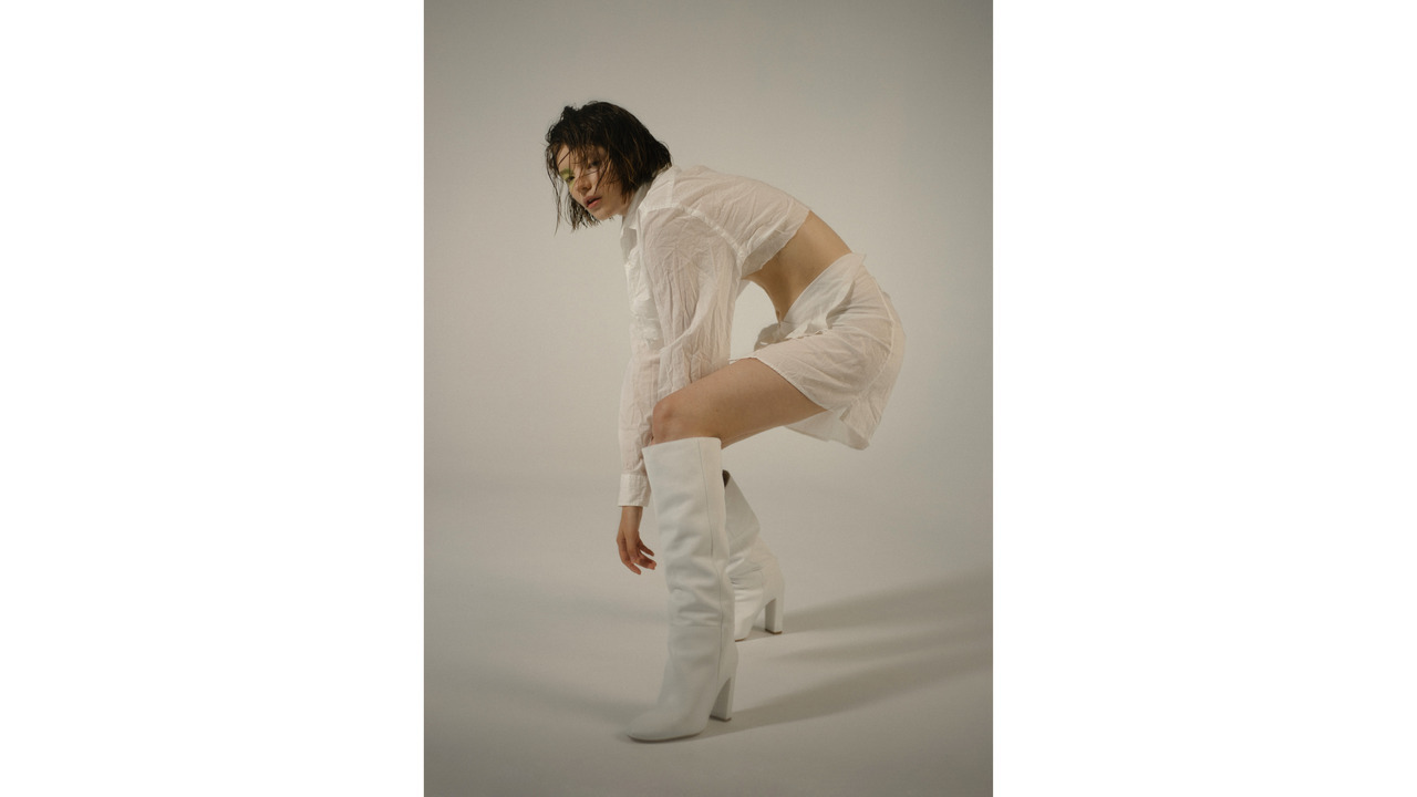 sickymag:  METHAMORPHOSIS for sickymag.comPhotography Ernesto SamponsFashion David