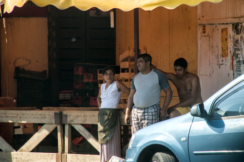 Romania 20111. countryside: buying chicken to make soup 2. citylife: family business on the streets3