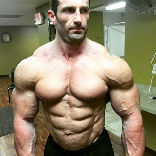 drwannabewannabe:  slickpenguin:  Brian Yersky     Brian Yersky  