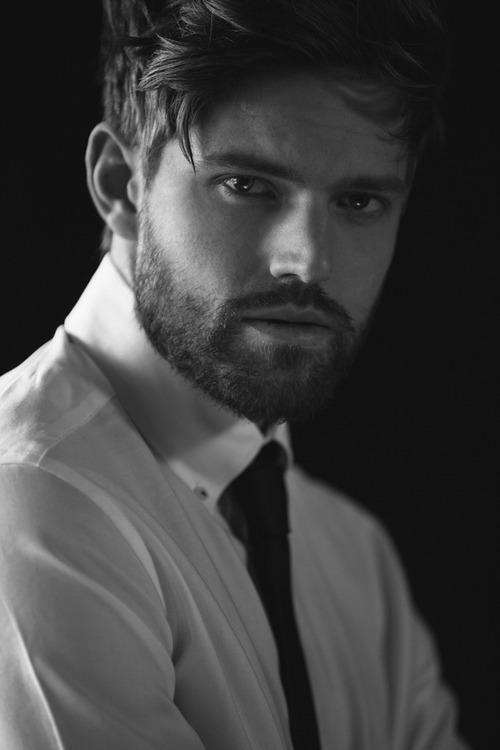 eclettichevisioni:  Alex Mola | portrait | ph.: Mirko Fuhrherr