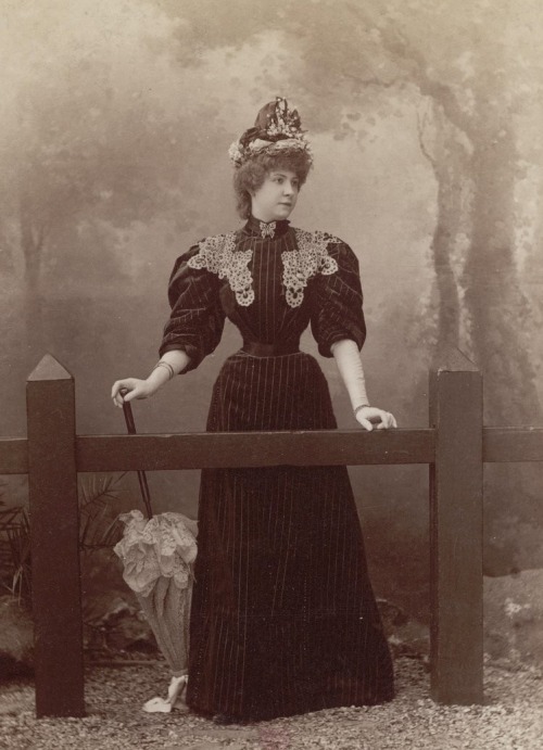 antique-royals:1890s fashion by Atelier Nadar