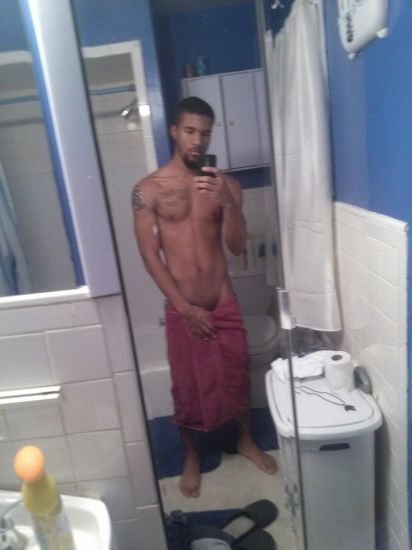 scorpius21:  jadefristarz:  bigdick9in:  homohautblk:  whtbttm4blktops:  shit-gets-real-when:  Big dick nigga  Holy FUK I want this man  (via TumbleOn)  Sexy   http://jadefristarz.tumblr.com  Black male pornblog http://scorpius21.tumblr.com/