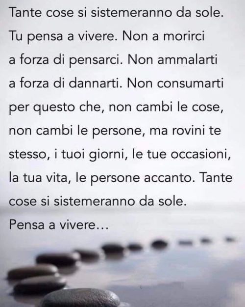 Avrei voluto…
che tante cose fossero andate in modo diverso, ma non tutto si può scegliere nella vita. L'unica scelta è andare avanti e non mollare mai.
Cit.
https://www.instagram.com/p/CmI5o6eNF7q/?igshid=NGJjMDIxMWI=