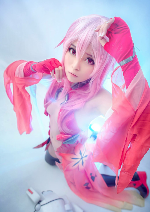 Inori Yuzuriha - Totoria